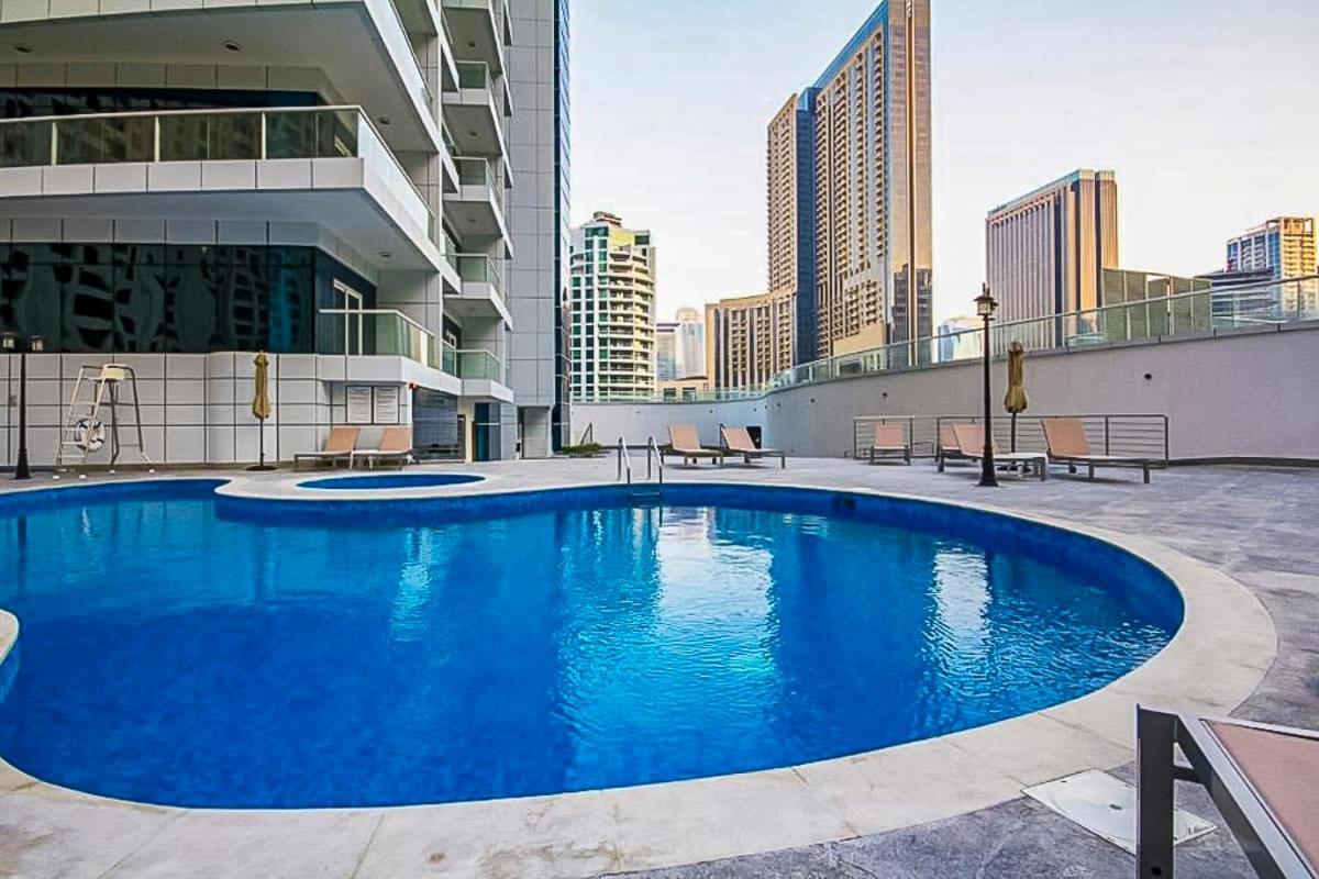 Frank Porter - Continental Tower Dubai Exterior foto